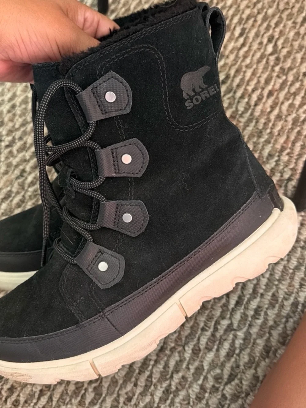 Sorel Black Womans Lace-Up Faux-Shearling Winter Boots